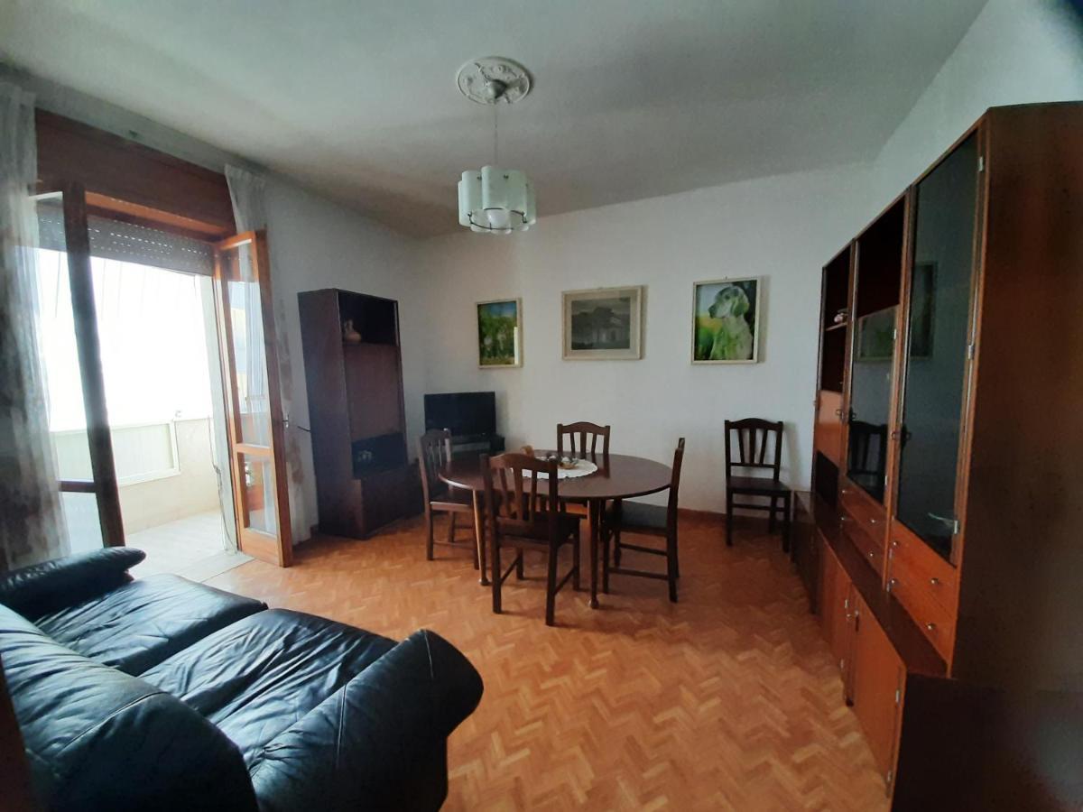 Casa Le Tre Grazie Apartment Maglie Bagian luar foto