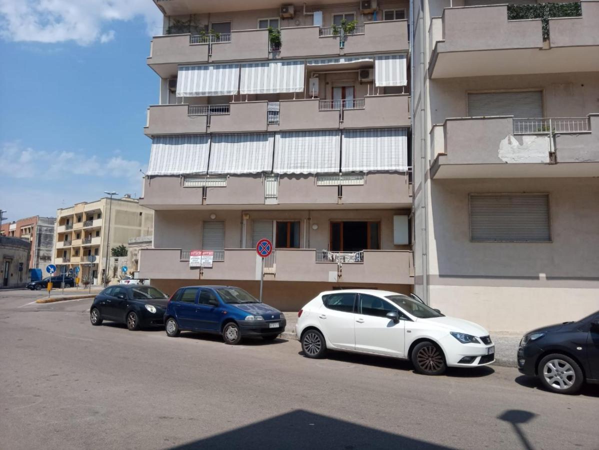 Casa Le Tre Grazie Apartment Maglie Bagian luar foto